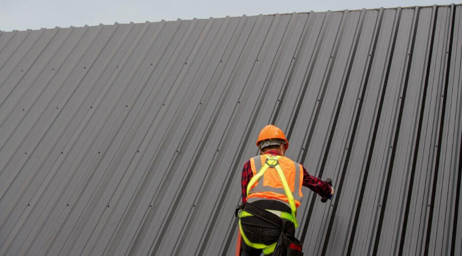 Expert Emergency Roof Repairs services in Westhampton, NY